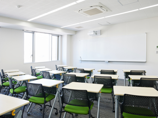 学生の学修の場として「学習室」を4部屋設置しています。