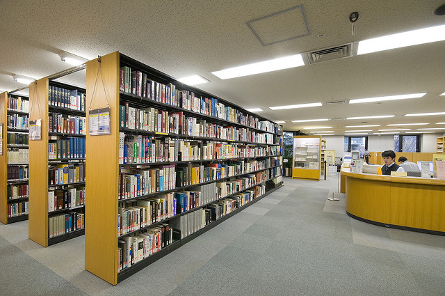 工手の泉［旧：図書館］（新宿キャンパス）