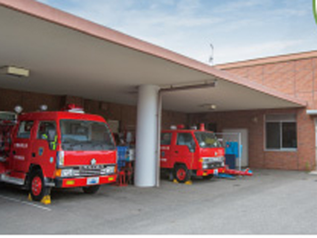 危機管理学部：消防・救急活動の実習・訓練に使用する緊急車両