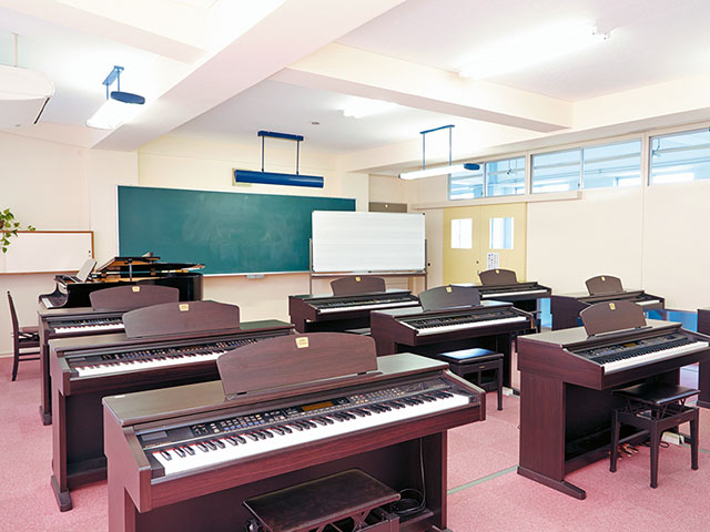 ピアノ演習室
