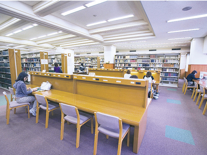 清泉女子大学の図書館