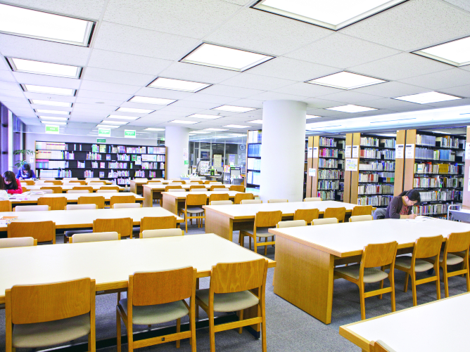 太成学院大学の図書館