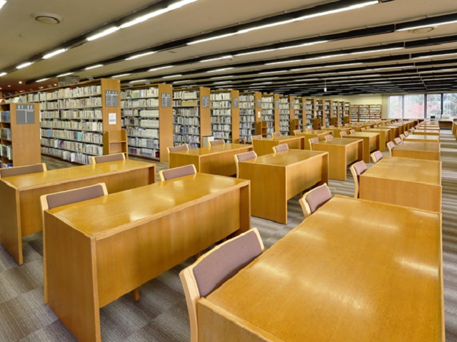 札幌大学の図書館