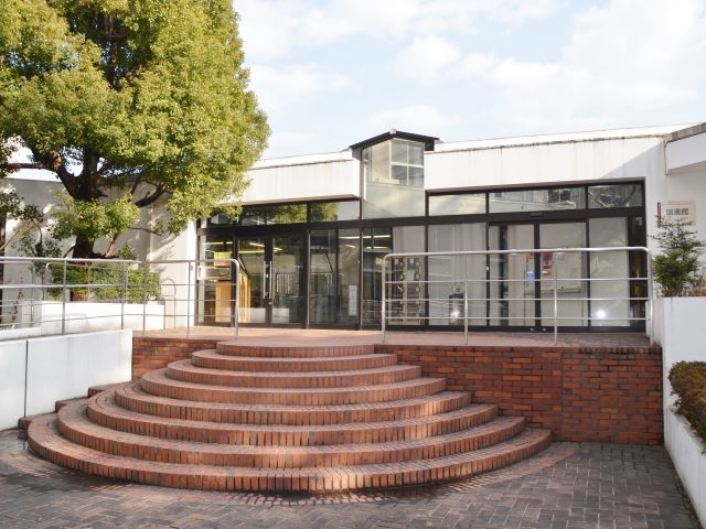 聖心女子大学の図書館