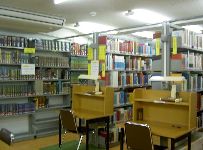 第一薬科大学の図書館