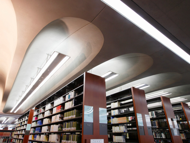 立教大学の図書館