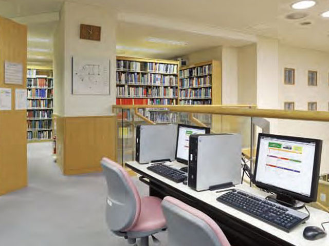 愛知県立大学の図書館