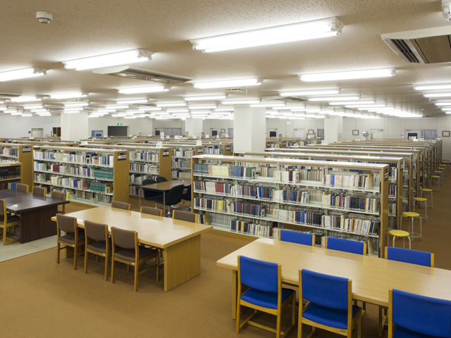 帝京平成大学の図書館
