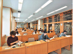 北海学園大学の図書館