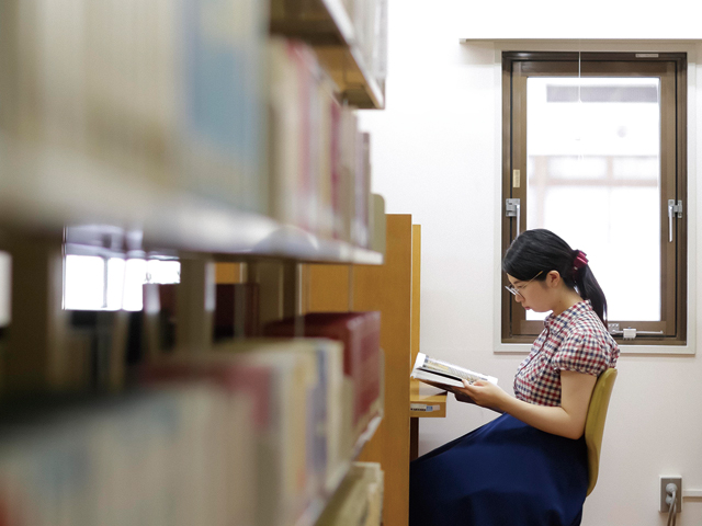 女子栄養大学の図書館情報 大学 短大情報はjs日本の学校