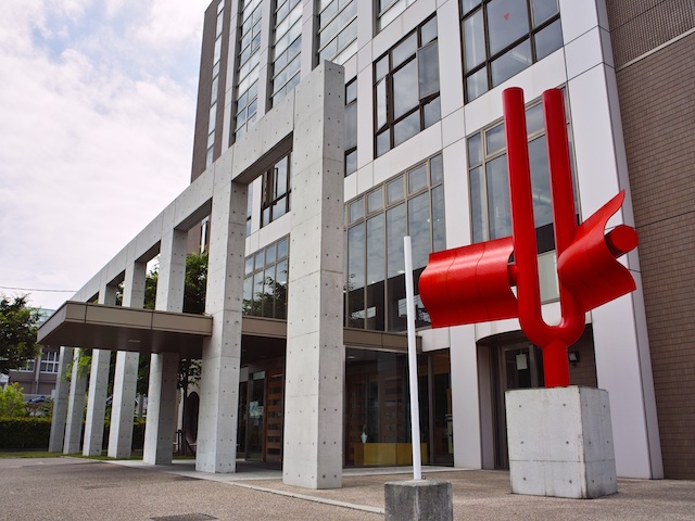 就実短期大学の図書館