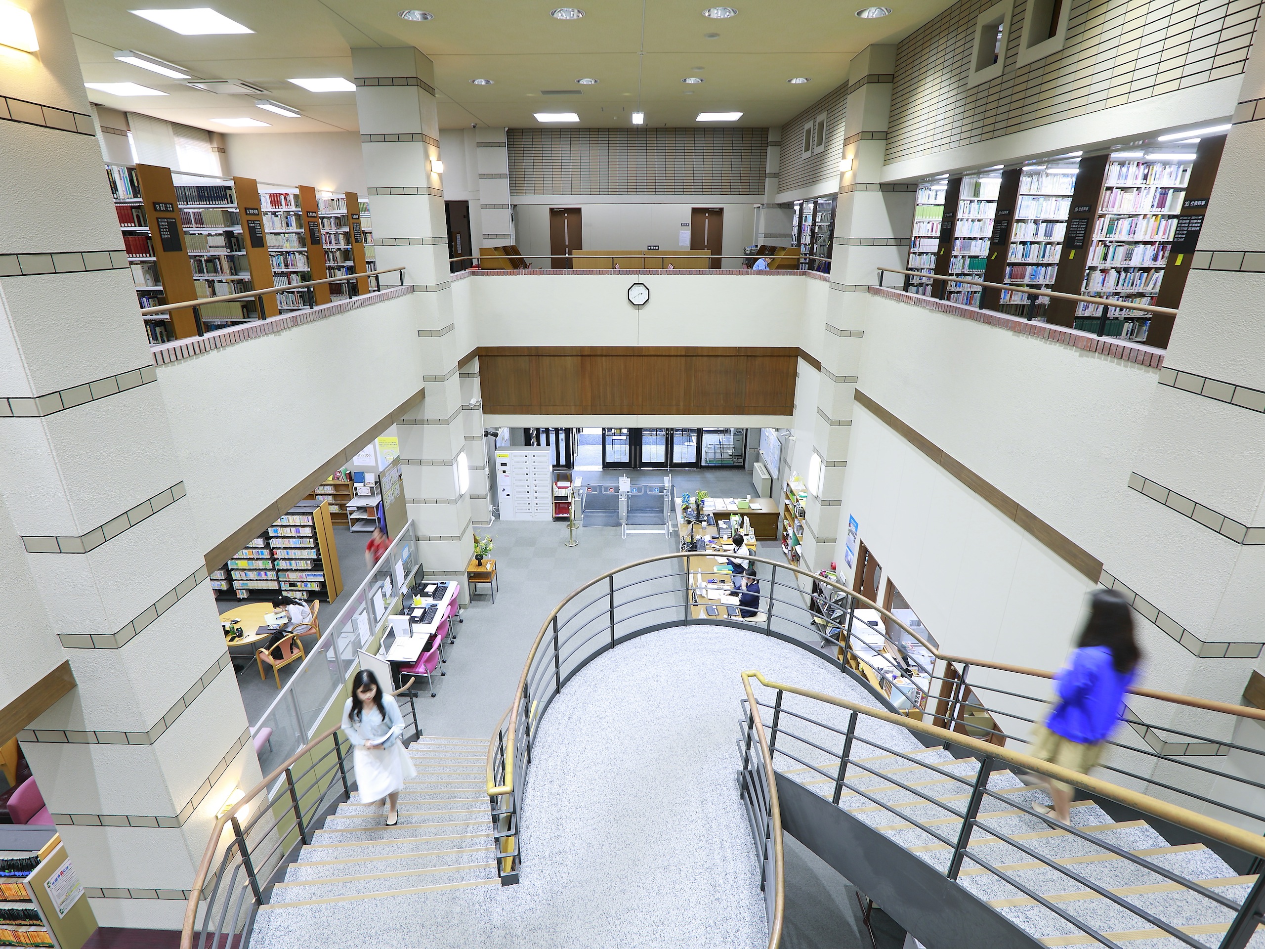 福岡女学院大学短期大学部の図書館