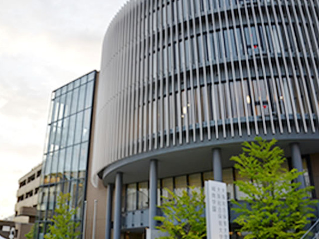 大阪総合保育大学