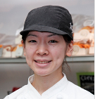 小山下 依里さん