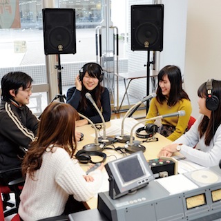 情報社会学科