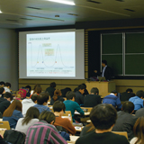 経済学部