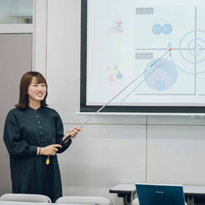 現代マネジメント学科