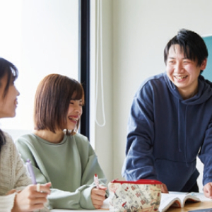 現代人間学科