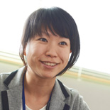 勅使川原 麻里