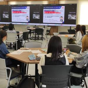 情報デザイン学部