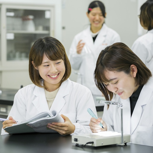 健康栄養学部
