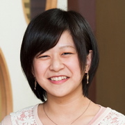 湯川 麻衣 さん