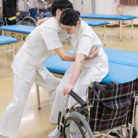 理学療法士科