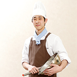 外舘 将也さん