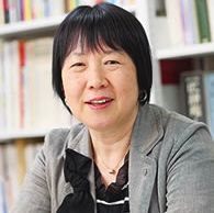 山田 智子 先生