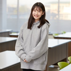 平川 詩織さん