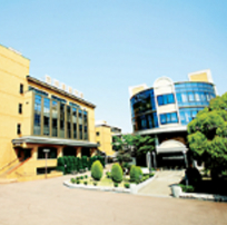 現代社会学部