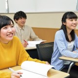 法律行政2年制学科