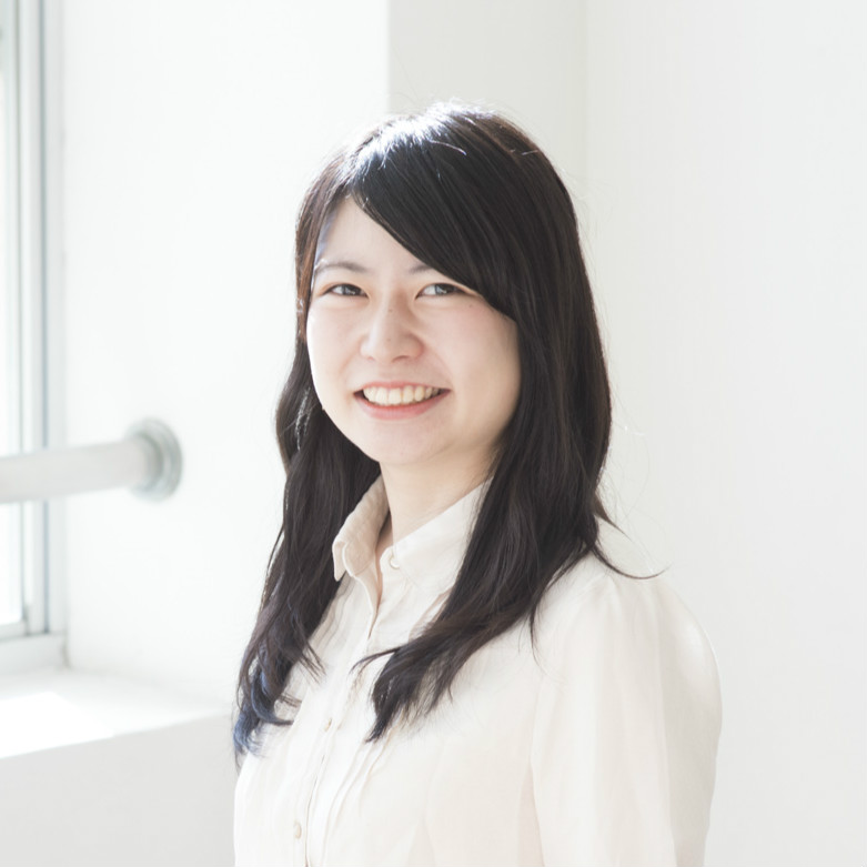 坂寄 瞳さん