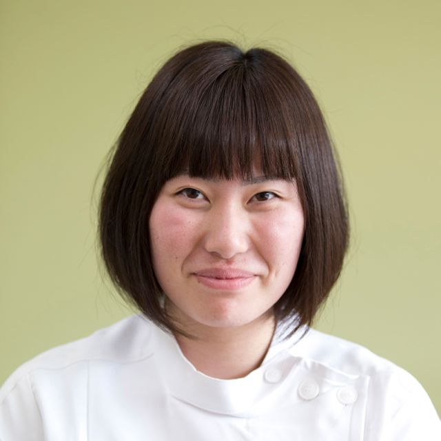 上田 栞里さん