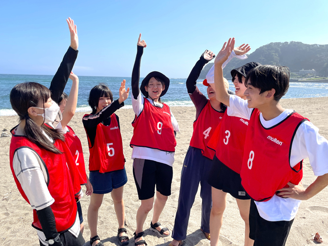 こども学科　テーマは海　学年の垣根を越えて　