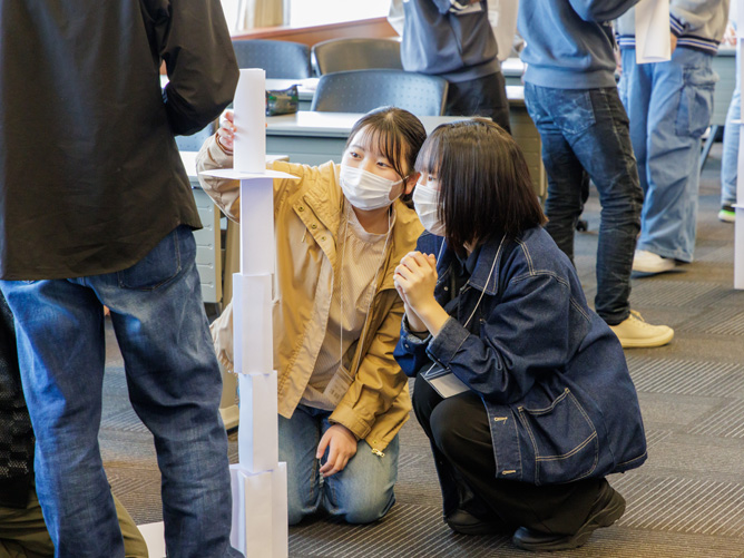 ITエンジニア科4年制　思考力とチーム力を高める共同作業