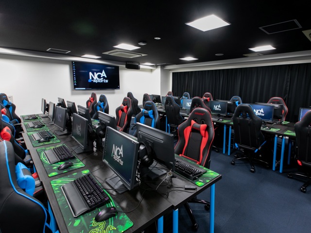 e-sportsルーム:東海地方初!e-sports専用教室