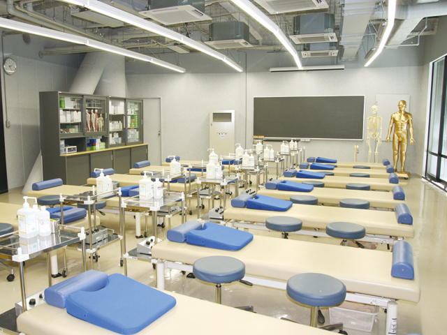 名古屋医専のオープンキャンパス