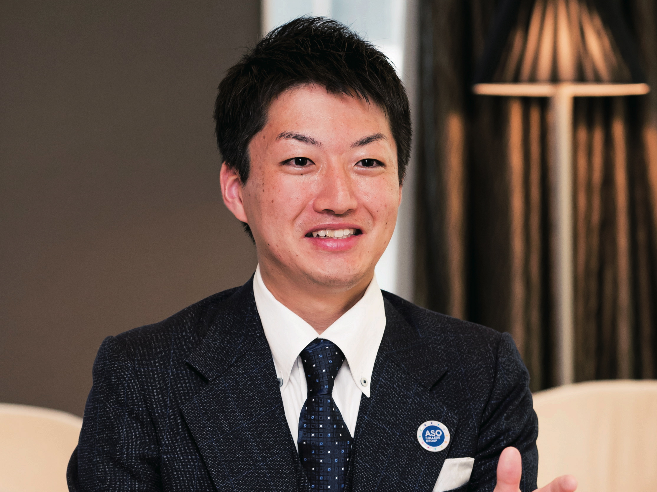 木村 匡志先生【ホテル・リゾート科】「外資系ホテルでの勤務経験を活かし、一流のおもてなし・ホテルスタッフのやりがいを伝えます」