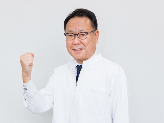横尾 正博先生【理学療法学科 学科長】臨床現場での体験や実習を早期から実施し、実践力を身に付けていきます。