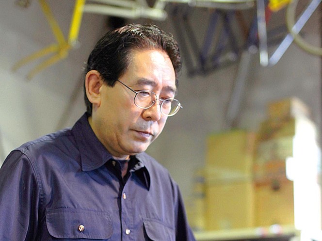 ビルディングカリキュラム担当・村山司先生：サイクルワークス・ムラヤマ主宰。『ストラトス』の自転車は圧倒的な性能に競輪選手から絶大な信頼を寄せられている。