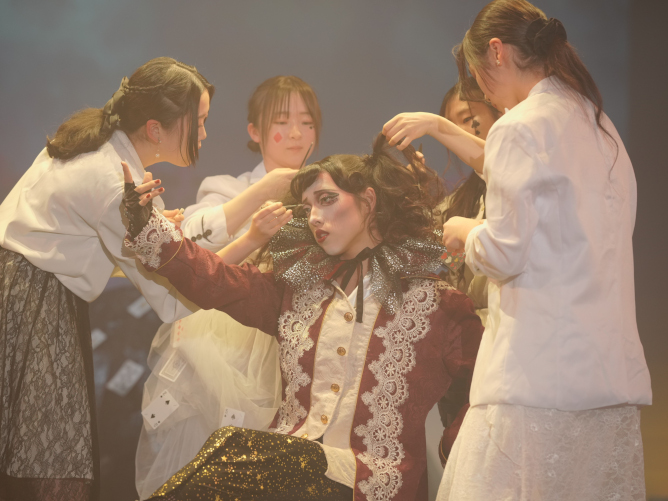 舞台上でのライブヘアメイク！（3組）
