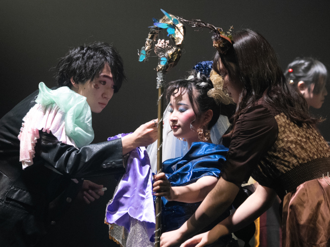 舞台上でのライブヘアメイク！（5組）