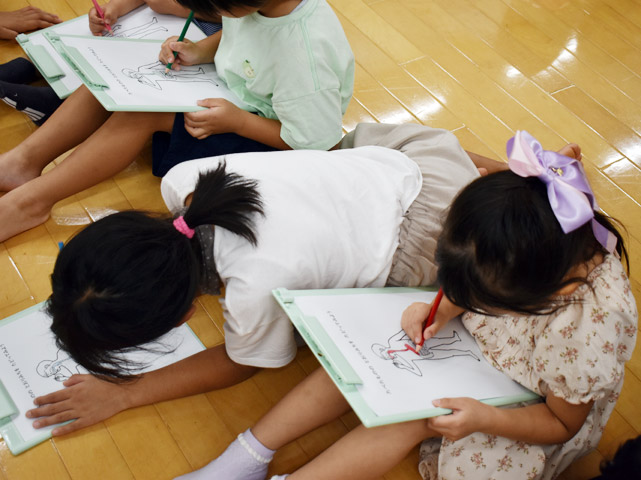 「『からだ』のおはなし会」
―からだのしくみをいっしょに学ぼう―1