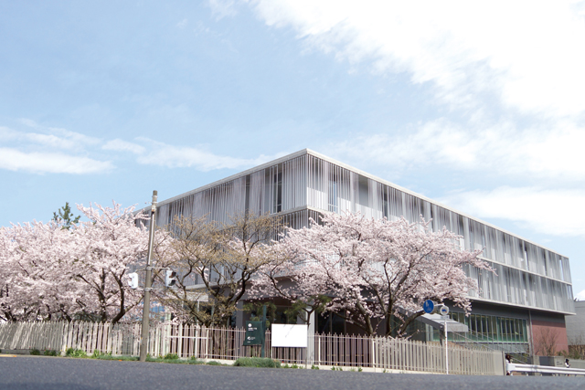 小中学生のための保育体験講座
保育っておもしろい！たのしい！すてき！～未来の幼稚園・保育園の先生大集合～1